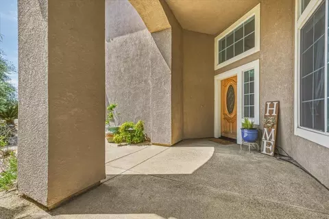Exterior - 2735 Tejon St, Lodi, CA 95242 photo 6 of 21