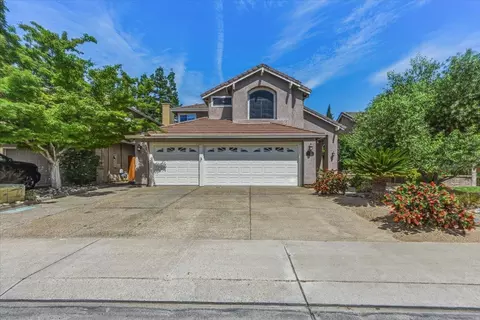 Exterior - 2735 Tejon St, Lodi, CA 95242 photo 3 of 21