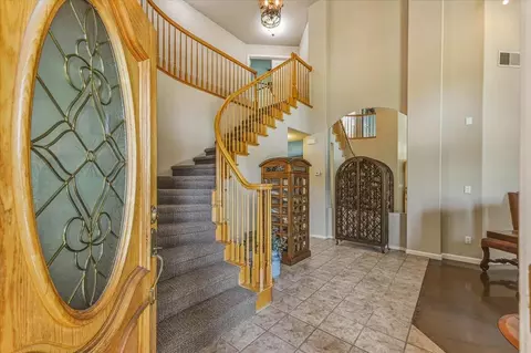 Entry Way - 2735 Tejon St, Lodi, CA 95242 photo 1 of 8