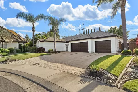 950 Cologne Ct, Lodi, CA 95242 photo 2