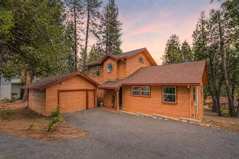 2411 Silver Dr, Arnold, CA 95223