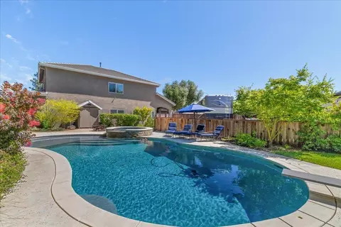Exterior - 3100 Amos Ct, Modesto, CA 95355 photo 28 of 35