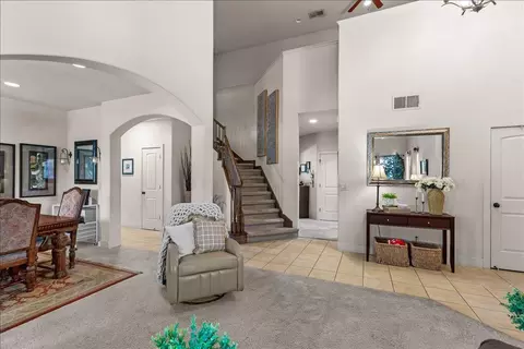 Entry Way - 3100 Amos Ct, Modesto, CA 95355 photo 4 of 15
