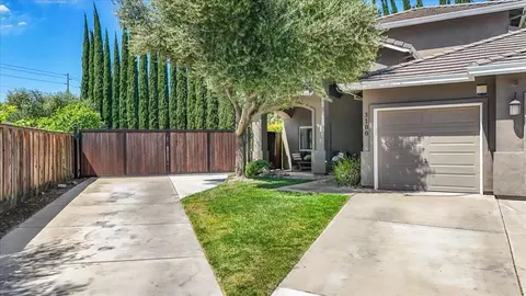 Exterior - 3100 Amos Ct, Modesto, CA 95355 photo 6 of 35