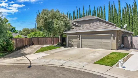 Exterior - 3100 Amos Ct, Modesto, CA 95355 photo 4 of 35