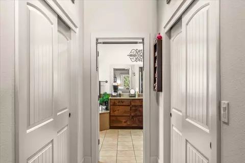 Entry Way - 3100 Amos Ct, Modesto, CA 95355 photo 10 of 15