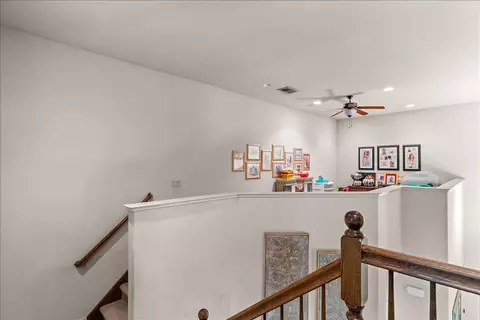 Entry Way - 3100 Amos Ct, Modesto, CA 95355 photo 12 of 15