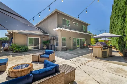 Exterior - 3100 Amos Ct, Modesto, CA 95355 photo 15 of 35