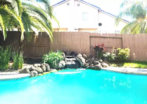 Exterior - 1454 Trellis St, Manteca, CA 95336 photo 5 of 9
