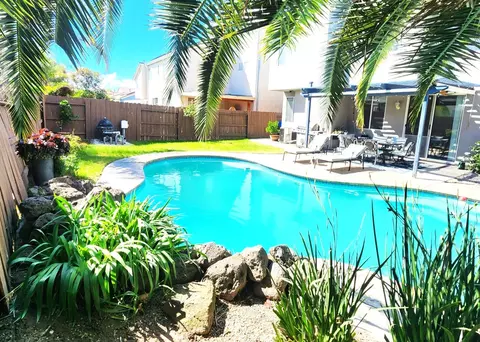Exterior - 1454 Trellis St, Manteca, CA 95336 photo 3 of 9