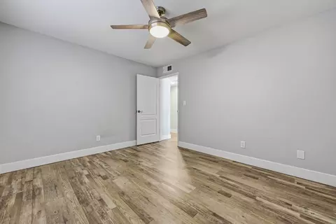 Bedroom - 564 Della Ct, Merced, CA 95348 photo 3 of 5