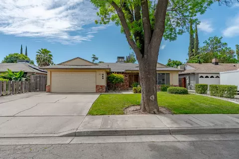 Exterior - 564 Della Ct, Merced, CA 95348 photo 2 of 9