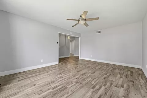 Living - 564 Della Ct, Merced, CA 95348 photo 2 of 7