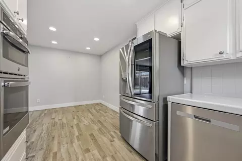 Kitchen - 564 Della Ct, Merced, CA 95348 photo 5 of 5