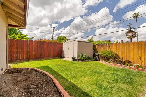 Exterior - 4831 Cameron Ranch Dr, Carmichael, CA 95608 photo 6 of 18