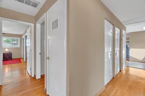 Entry Way - 4831 Cameron Ranch Dr, Carmichael, CA 95608 photo 4 of 5