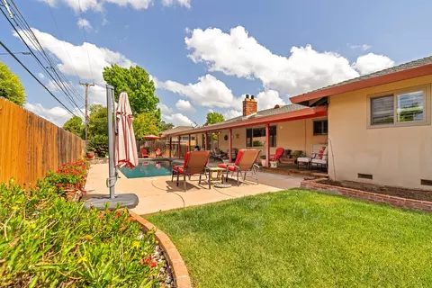 Exterior - 4831 Cameron Ranch Dr, Carmichael, CA 95608 photo 9 of 18