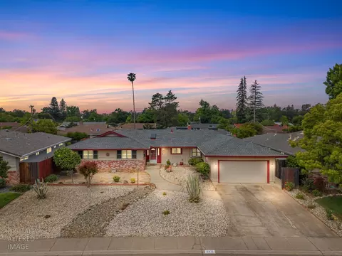 View/Area - 4831 Cameron Ranch Dr, Carmichael, CA 95608 photo 2 of 9