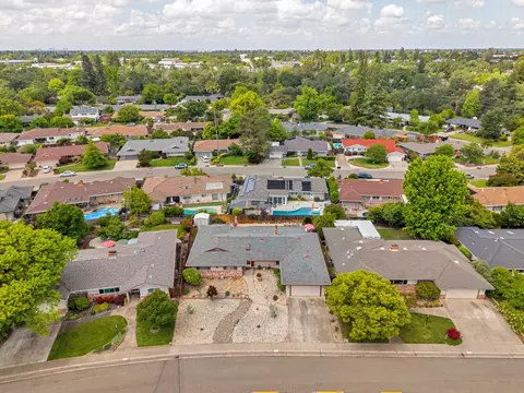 View/Area - 4831 Cameron Ranch Dr, Carmichael, CA 95608 photo 3 of 9