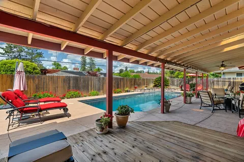 Exterior - 4831 Cameron Ranch Dr, Carmichael, CA 95608 photo 16 of 18