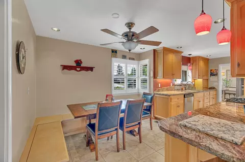 Dining - 4831 Cameron Ranch Dr, Carmichael, CA 95608 photo 2 of 6