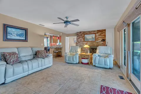Living - 4831 Cameron Ranch Dr, Carmichael, CA 95608 photo 4 of 4