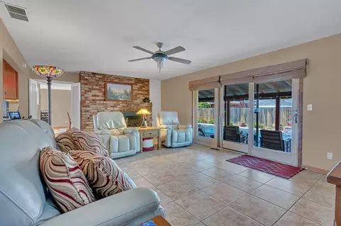 Living - 4831 Cameron Ranch Dr, Carmichael, CA 95608 photo 3 of 4