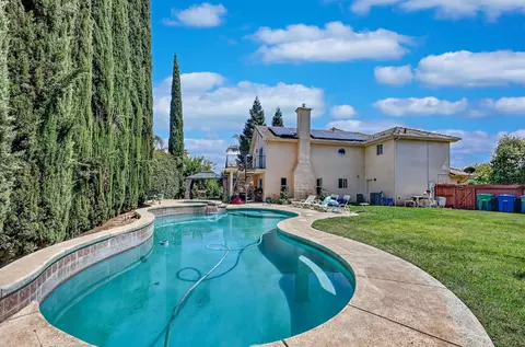 Exterior - 7705 Echo Ct, Chowchilla, CA 93610 photo 5 of 9