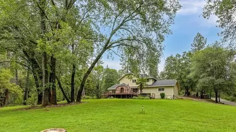 4961 Atlas Ln, Garden Valley, CA 95633