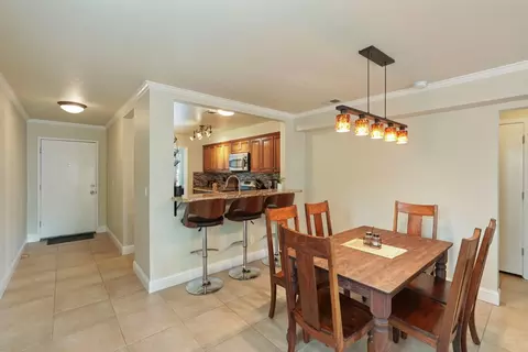 Dining - 2401 Eilers Ln #307, Lodi, CA 95242 photo 1 of 2