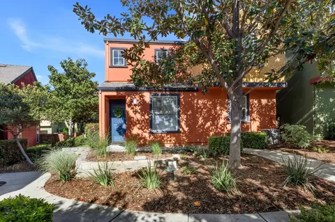 832 Copper Ln, West Sacramento, CA 95691