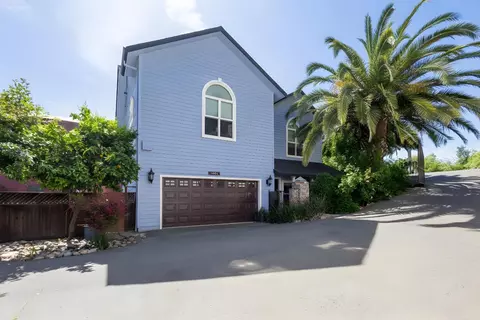 14071 River Rd, Walnut Grove, CA 95690