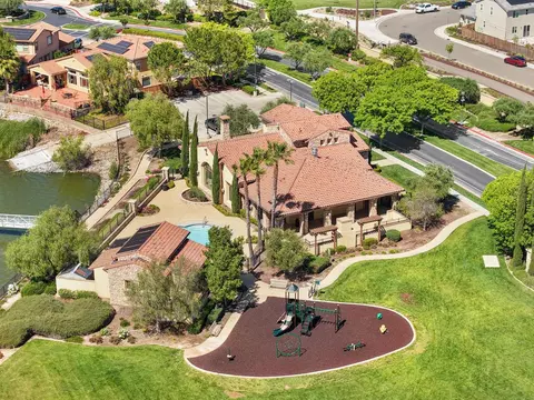 View/Area - 3670 Rapallo Way, Manteca, CA 95337 photo 4 of 6