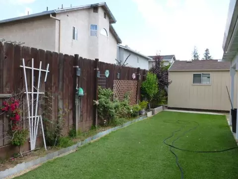 Exterior - 3621 Merrifield Ave, Modesto, CA 95356 photo 7 of 10