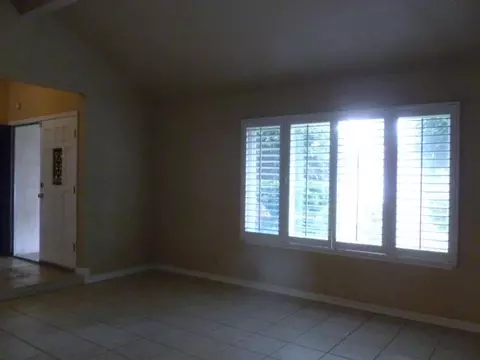Living - 3621 Merrifield Ave, Modesto, CA 95356 photo 2 of 4