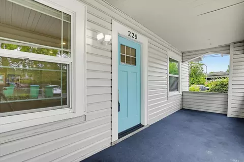 225 Bank St, Grass Valley, CA 95945