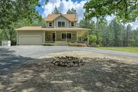 26750 Rockrose Ln, Colfax, CA 95713