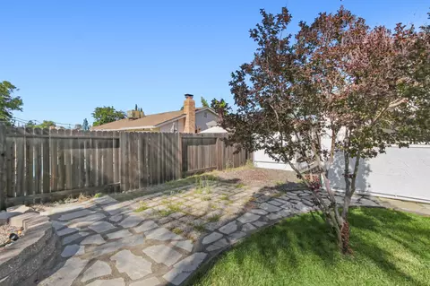Exterior - 106 Perraud Dr, Folsom, CA 95630 photo 5 of 13