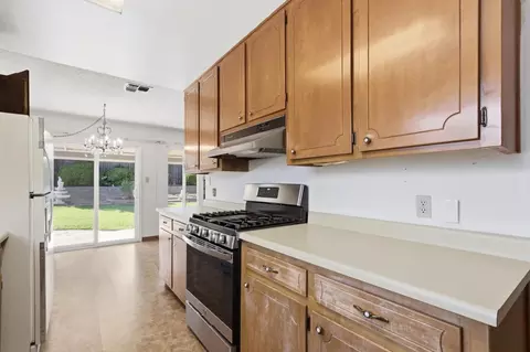 Kitchen - 106 Perraud Dr, Folsom, CA 95630 photo 5 of 5
