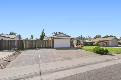 Exterior - 106 Perraud Dr, Folsom, CA 95630 photo 12 of 13