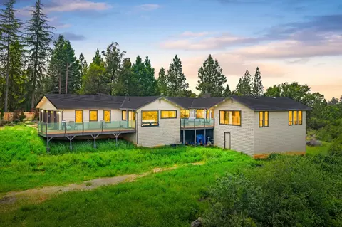 14105 N Lodestar Dr, Grass Valley, CA 95949