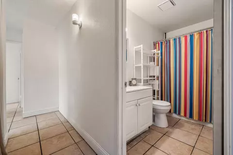 Entry Way - 2644 San Ignacio Ave, Modesto, CA 95354 photo 4 of 4