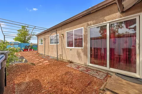 Exterior - 2644 San Ignacio Ave, Modesto, CA 95354 photo 2 of 4