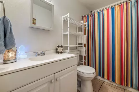 Bath - 2644 San Ignacio Ave, Modesto, CA 95354 photo 1 of 2