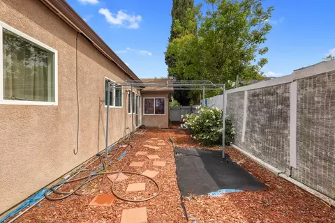 Exterior - 2644 San Ignacio Ave, Modesto, CA 95354 photo 3 of 4