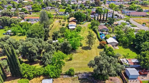 View/Area - 1683 6th Ave, Olivehurst, CA 95961 photo 7 of 8