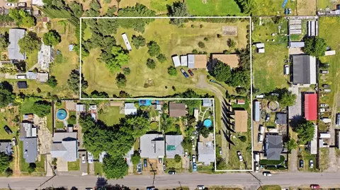 View/Area - 1683 6th Ave, Olivehurst, CA 95961 photo 2 of 8