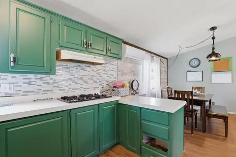 Kitchen - 1683 6th Ave, Olivehurst, CA 95961 photo 3 of 5