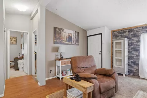 Entry Way - 1683 6th Ave, Olivehurst, CA 95961 photo 1 of 3