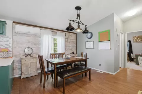 Dining - 1683 6th Ave, Olivehurst, CA 95961 photo 1 of 2